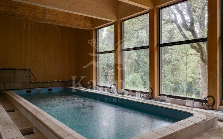 2-этажный коттедж 950 м² без отделки