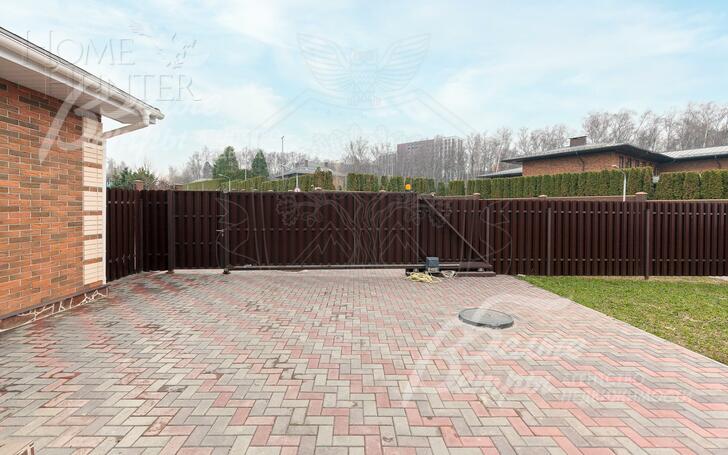 2-этажный коттедж 270 м² с отделкой