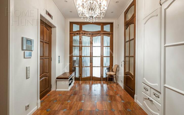 3-КОМН. КВАРТИРА С ОТДЕЛКОЙ 177.9 М² НА 4 ЭТАЖЕ