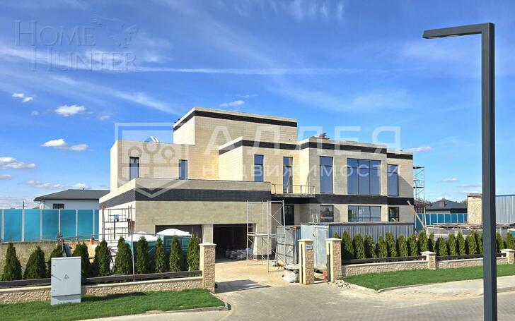 2-этажный коттедж 830 м² с отделкой