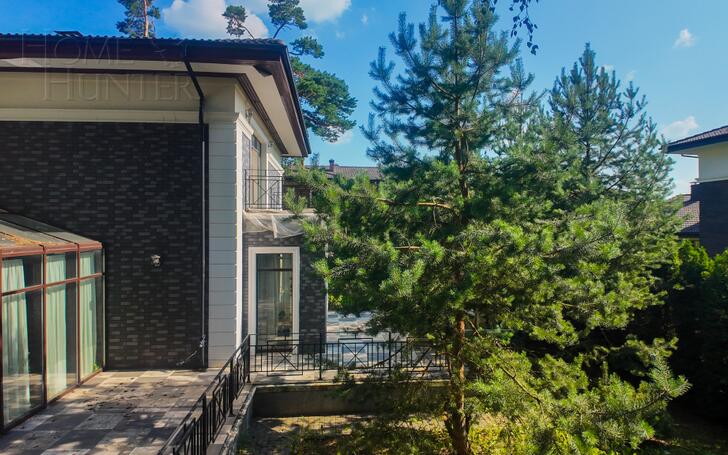 2-этажный коттедж 420 м² с отделкой