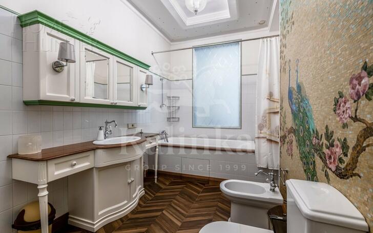 3-КОМН. КВАРТИРА С ОТДЕЛКОЙ 177.9 М² НА 4 ЭТАЖЕ