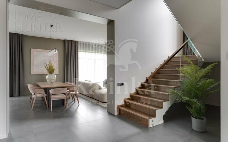 2-этажный коттедж 320 м² с отделкой