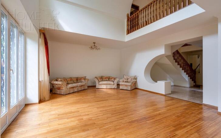 2-этажный коттедж 370 м² с отделкой