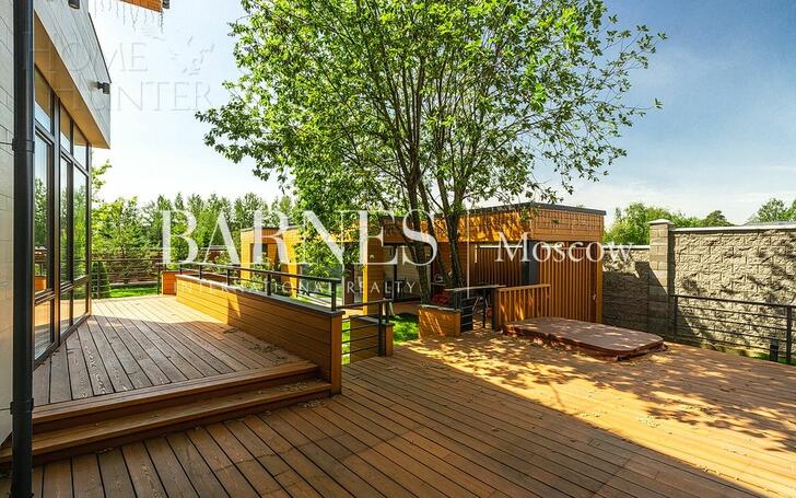 2-этажный коттедж 590 м² с отделкой