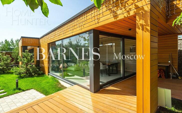 2-этажный коттедж 590 м² с отделкой