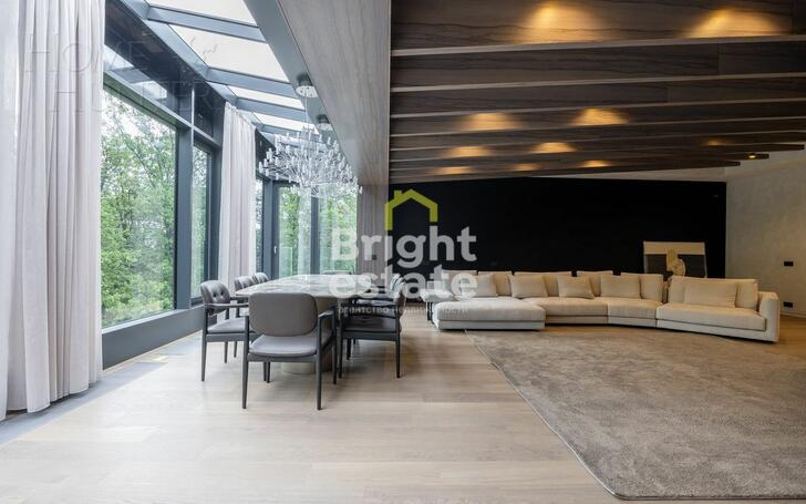 4-КОМН. КВАРТИРА С ОТДЕЛКОЙ 202.3 М² НА 4 ЭТАЖЕ