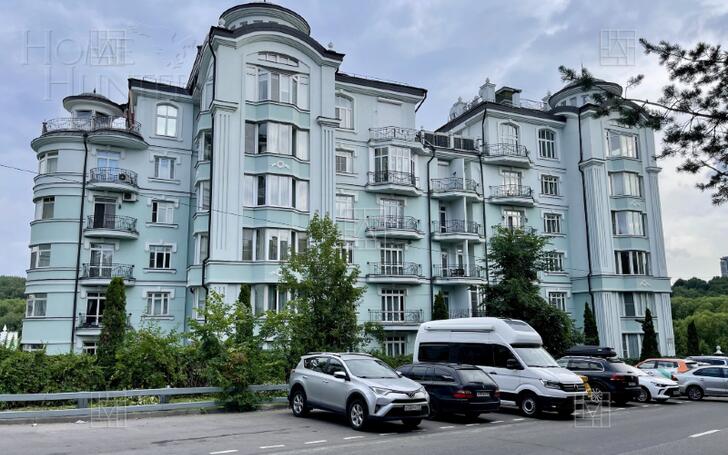3-КОМН. КВАРТИРА С ОТДЕЛКОЙ 145 М² НА 2 ЭТАЖЕ