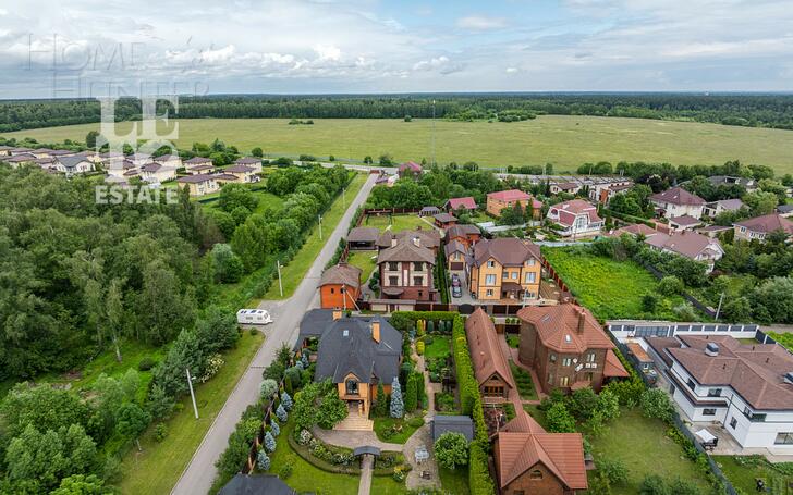 2-этажный коттедж 461.4 м² с отделкой