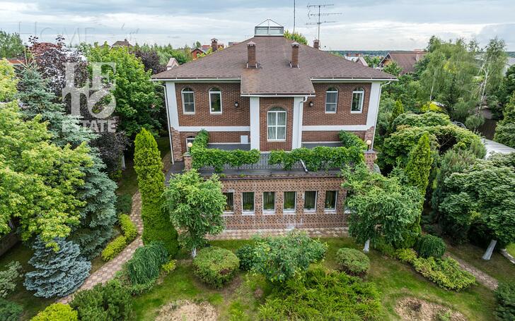 2-этажный коттедж 461.4 м² с отделкой