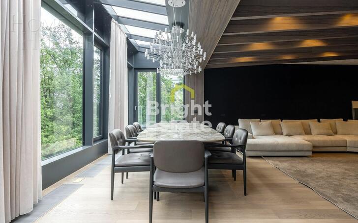 4-КОМН. КВАРТИРА С ОТДЕЛКОЙ 202.3 М² НА 4 ЭТАЖЕ