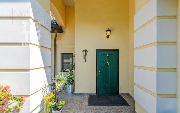 2-этажный коттедж 439.4 м² с отделкой