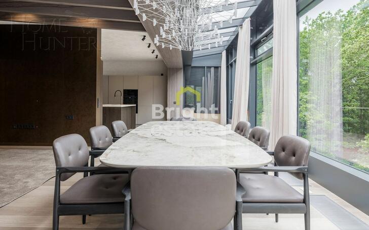 4-КОМН. КВАРТИРА С ОТДЕЛКОЙ 202.3 М² НА 4 ЭТАЖЕ
