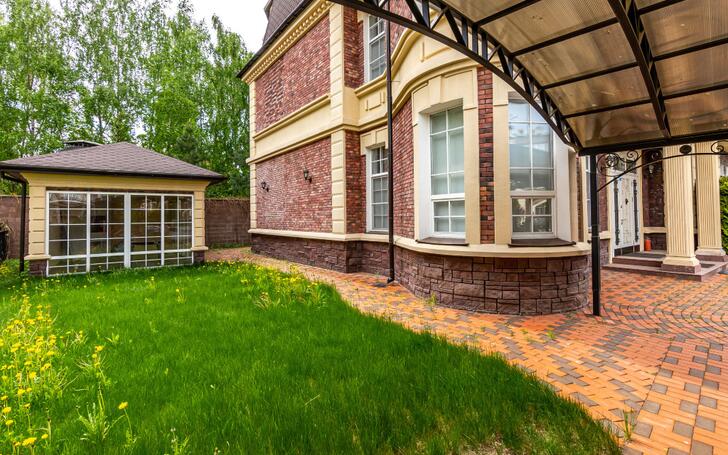 3-этажный таунхаус 375 м² с отделкой
