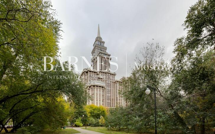 3-КОМН. ПЕНТХАУС С ОТДЕЛКОЙ 262 М² НА 26 ЭТАЖЕ