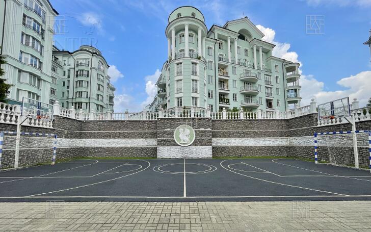3-КОМН. КВАРТИРА С ОТДЕЛКОЙ 145 М² НА 2 ЭТАЖЕ