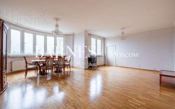 5-КОМН. КВАРТИРА С ОТДЕЛКОЙ 245.5 М² НА 8 ЭТАЖЕ