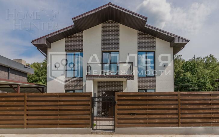 2-этажный коттедж 260 м² с отделкой