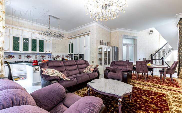 3-этажный таунхаус 375 м² с отделкой