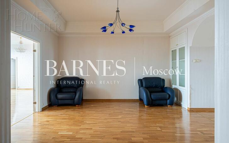 5-КОМН. КВАРТИРА С ОТДЕЛКОЙ 245.5 М² НА 8 ЭТАЖЕ