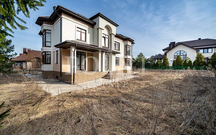 2-этажный коттедж 588 м² с отделкой