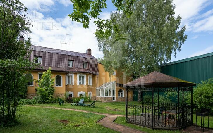 2-этажный коттедж 670 м² с отделкой