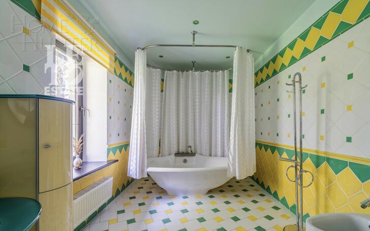 2-этажный коттедж 439.4 м² с отделкой
