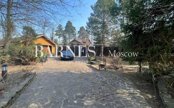 2-этажный коттедж 290 м² с отделкой