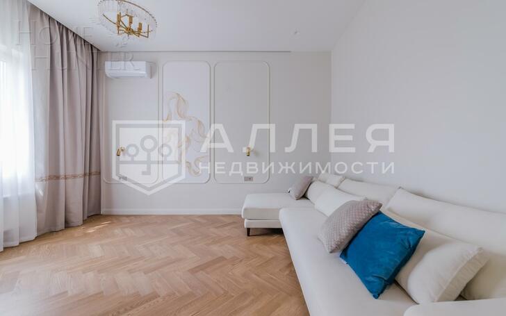 2-этажный коттедж 260 м² с отделкой