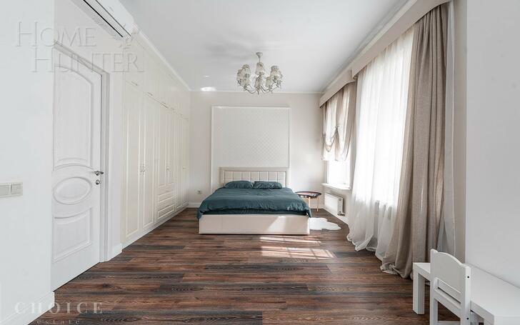 3-этажный таунхаус 230 м² с отделкой