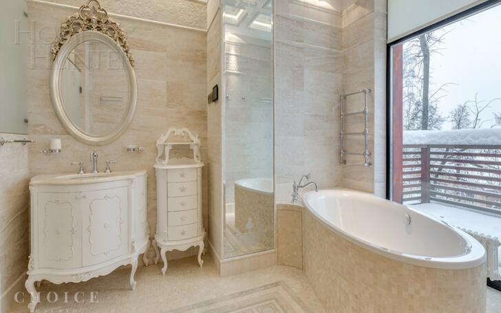 3-этажный таунхаус 340 м² с отделкой