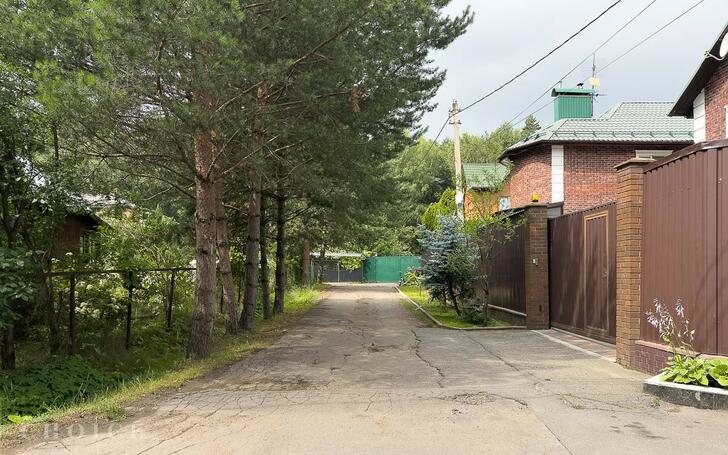 3-этажный коттедж 650 м² с отделкой