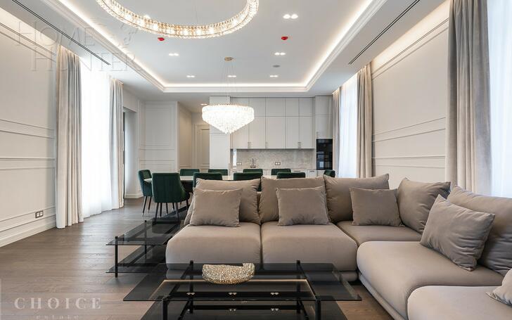 3-этажный коттедж 1 445 м² с отделкой