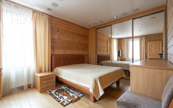 2-этажный коттедж 1 300 м² с отделкой