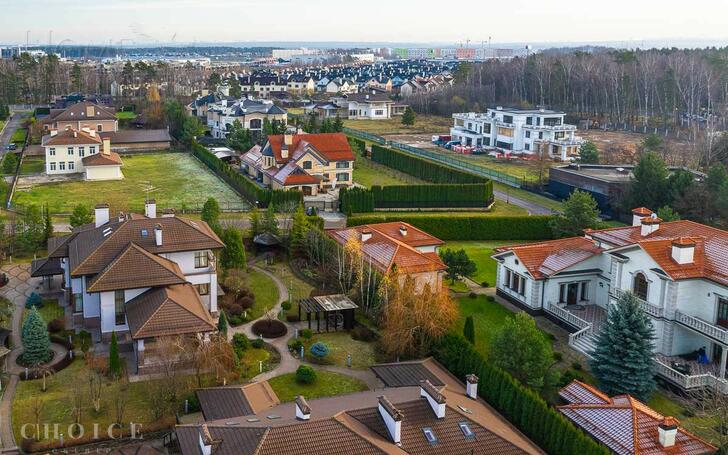 2-этажный коттедж 350 м² с отделкой