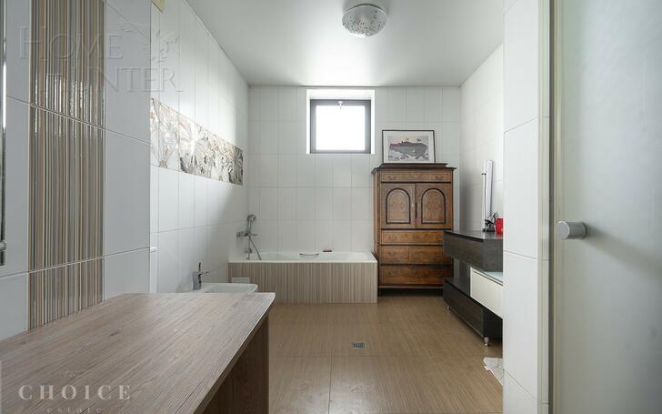 2-этажный коттедж 500 м² с отделкой