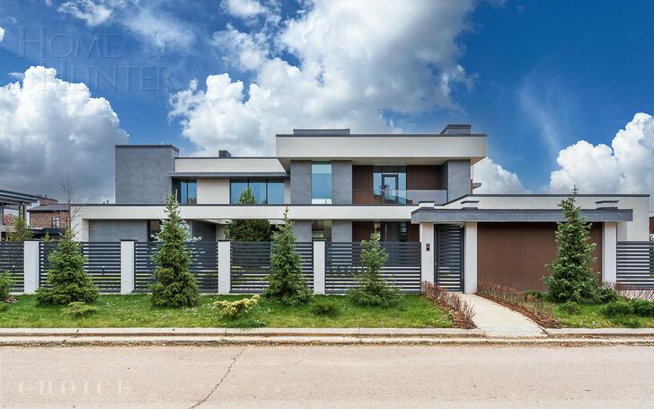 2-этажный коттедж 550 м² без отделки
