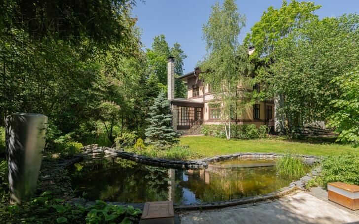 2-этажный коттедж 847 м² с отделкой