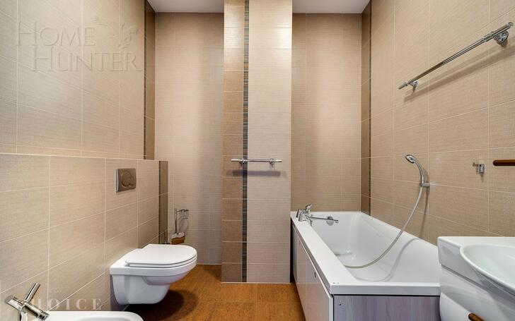 2-этажный таунхаус 335 м² с отделкой