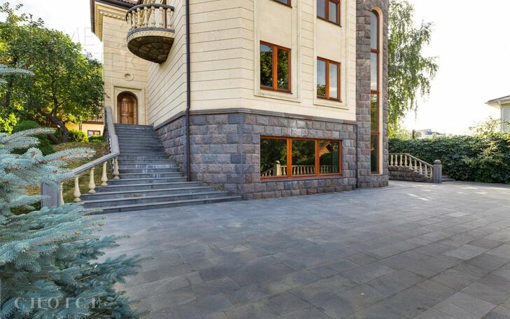 3-этажный коттедж 110 м² без отделки