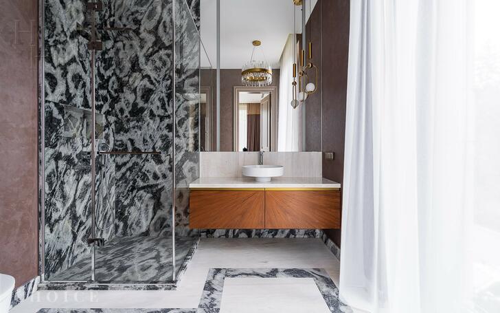 2-этажный коттедж 1 350 м² с отделкой
