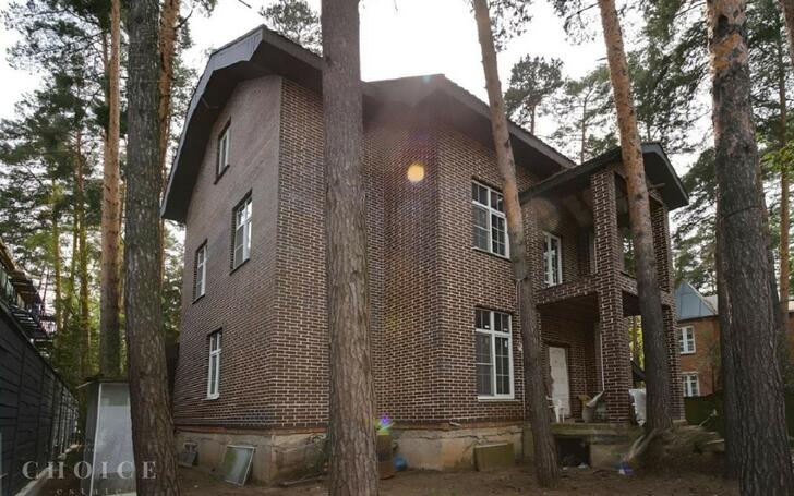 2-этажный коттедж 480 м² с отделкой