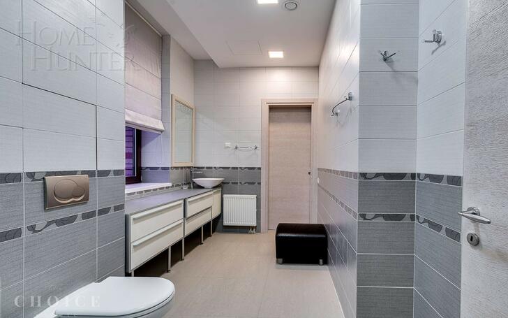 2-этажный таунхаус 335 м² с отделкой