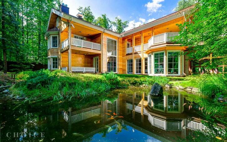 2-этажный коттедж 1 300 м² с отделкой