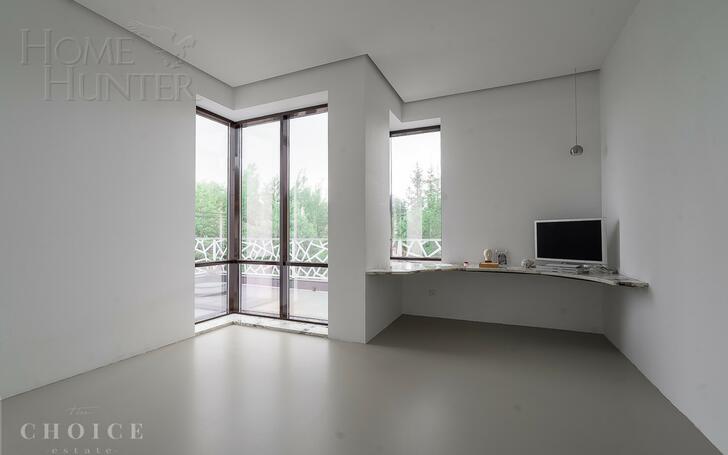 3-этажный коттедж 650 м² с отделкой