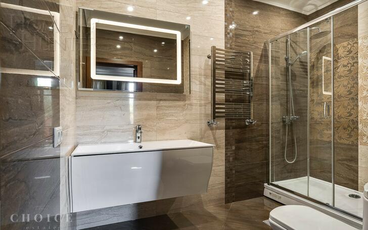 2-этажный коттедж 450 м² с отделкой