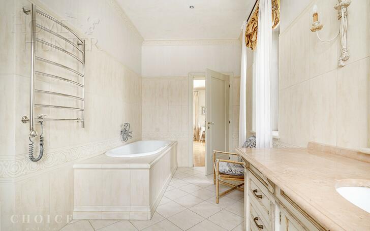 2-этажный коттедж 400 м² с отделкой