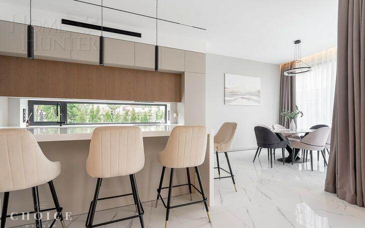 2-этажный коттедж 349.7 м² с отделкой