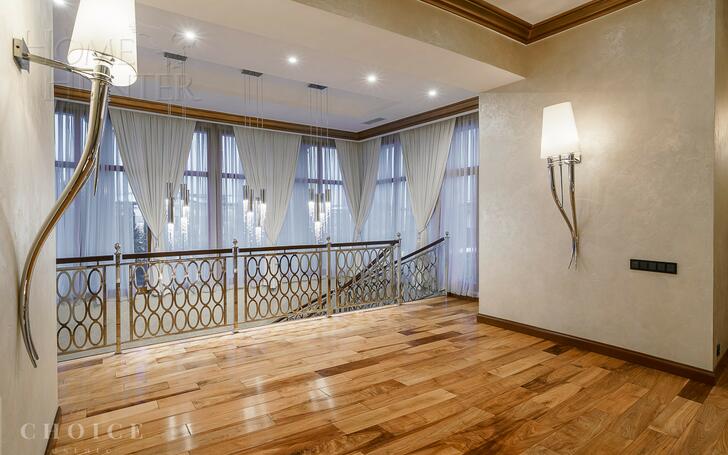 2-этажный коттедж 1 250 м² с отделкой