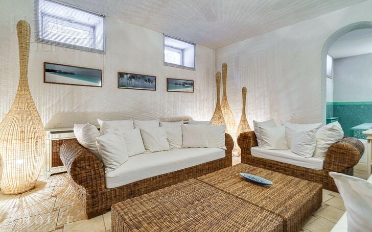 2-этажный коттедж 400 м² с отделкой